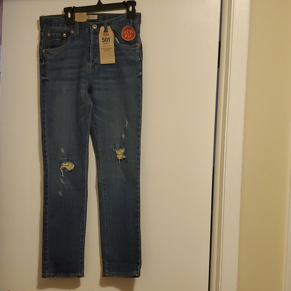 NWT: Levi's 501 Skinny